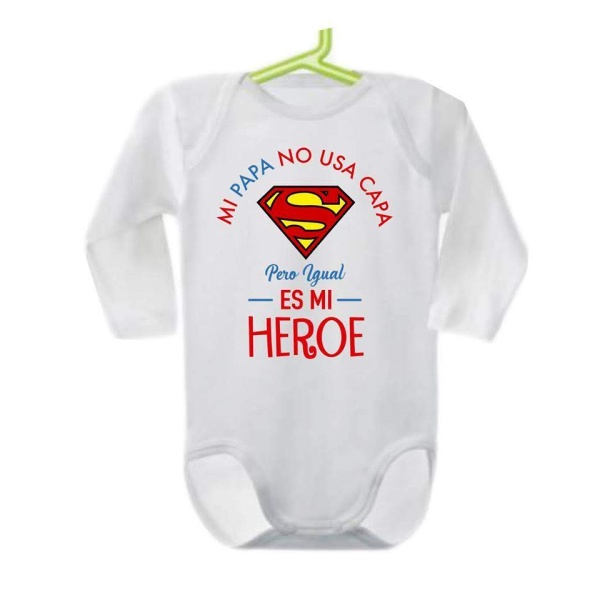 mi papá no usa capa pero es mi heroe