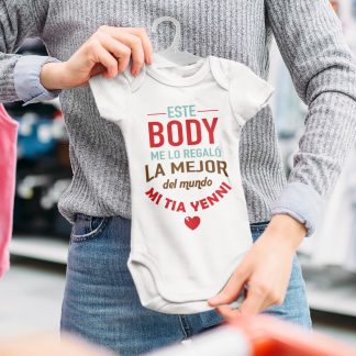Este body me lo regaló la mejor del mundo, mi tia